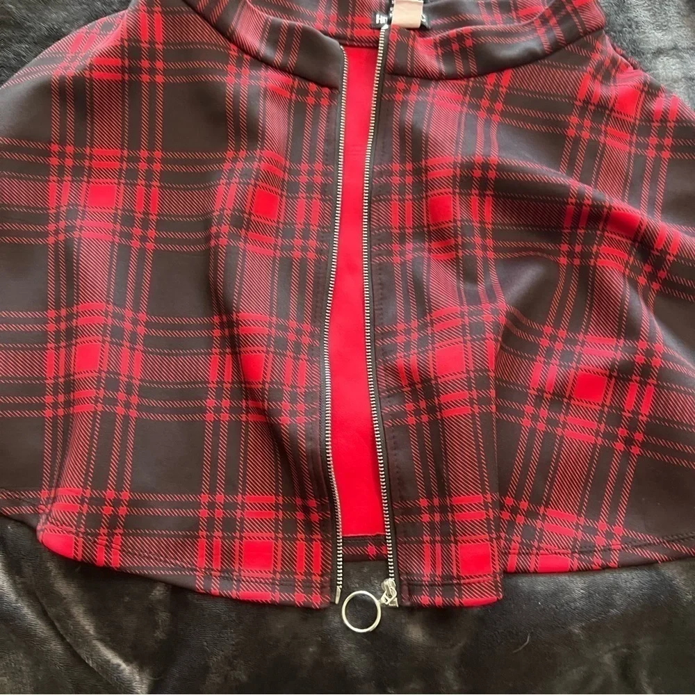 Hot Topic Skater Pleated, Black, And Red Skirt Size SM